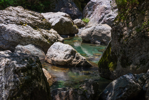 日本の風景・夏　高知　中津渓谷（仁淀ブルー）
