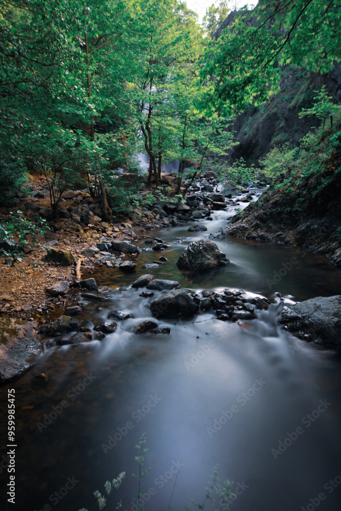 Located 8 kilometers away from Üvezpınar Village in the Termal District, Sudüşen Waterfall and its surroundings offer a magnificent feast for nature lovers. Located 8 kilometers away from Üvezpınar Village in the Termal District, Sudüşen Waterfall and its surroundings offer a magnificent feast for nature lovers.