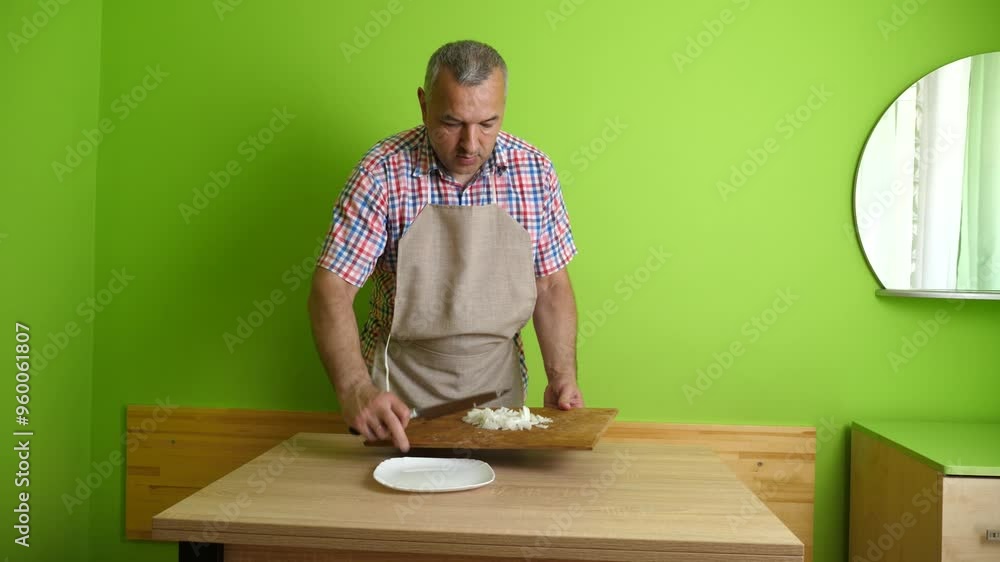 Finely chop the onion with a knife. Finely chop the onion with a knife.