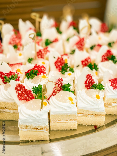 cake with berries