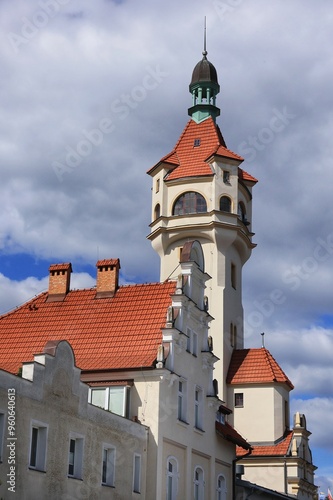 The lighthouse in Sopot against the sky.