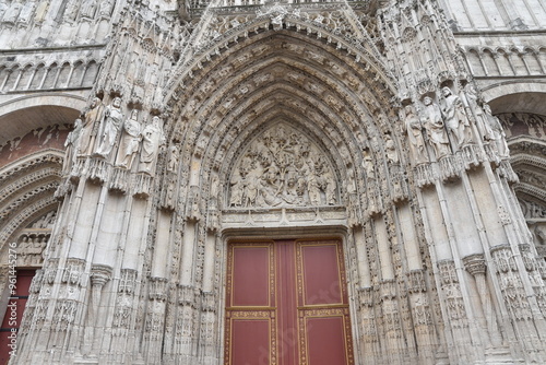 Portail de la cathédrale de Rouen en Normandie. France