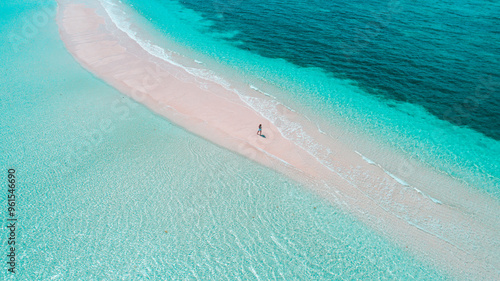 A Maldives sandbank with calm turquoise waters and white sands, creating a relaxing summer holiday vibe.