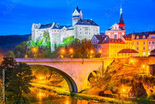 Obraz na płótnie Loket, Czech Republic. Loket Castle and bridge over Ohre River, Bohemia night scene. w salonie