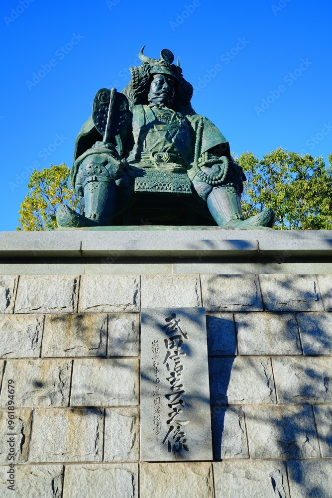 Fototapeta premium 武田信玄の像