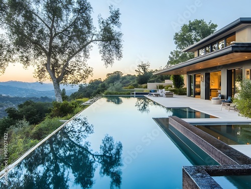 Modern Villa with Infinity Pool and Mountain Views