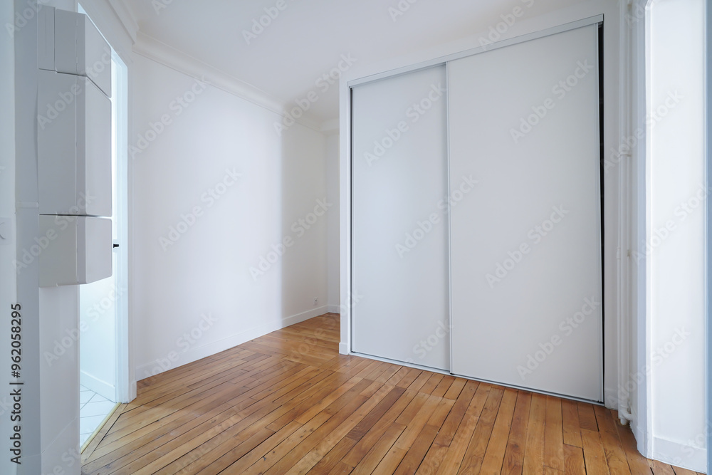 white room white room