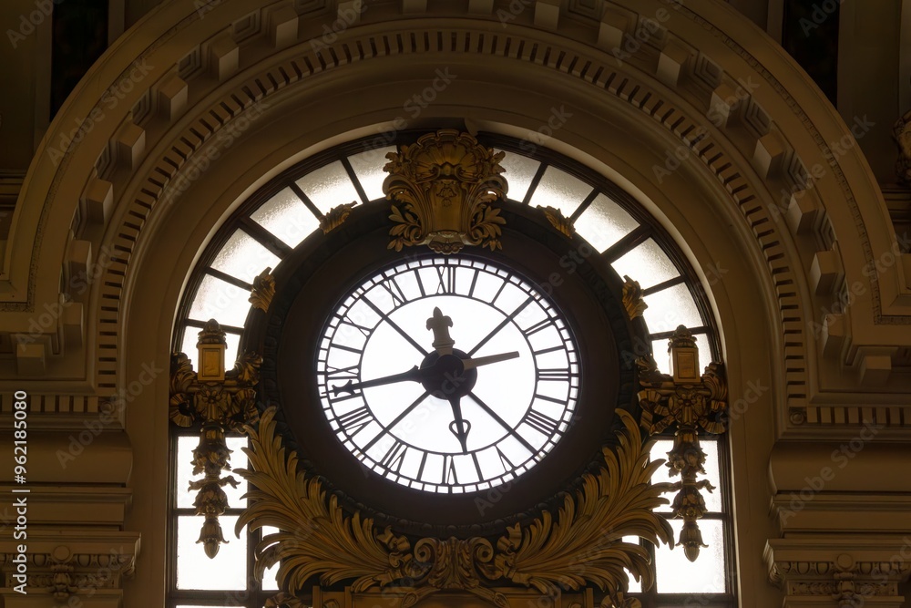 Obraz premium the clock in the building