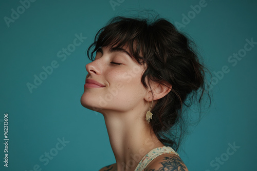 a close up of a smiling woman's face