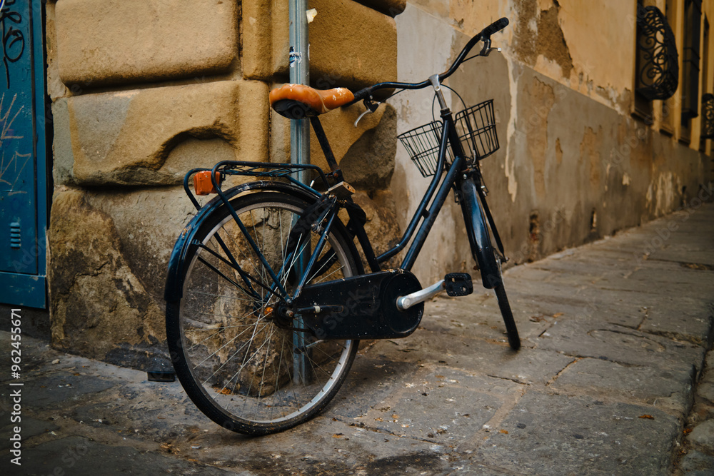 Abandoned bike in the streets of Florence Abandoned bike in the streets of Florence
