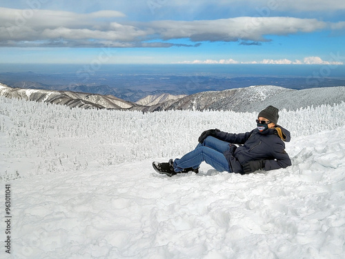 Japanese people are traveling to see snow monsters on Mt. Zao. photo