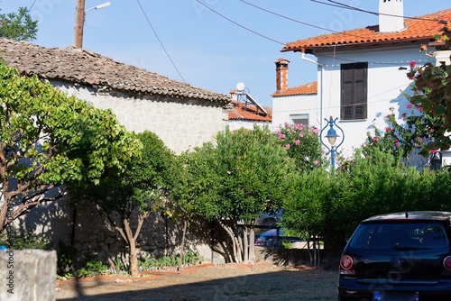 Fototapeta Naklejka Na Ścianę i Meble -  street in the village in pefkochori, greece