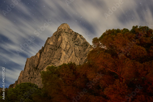 Puig Campana desde su base