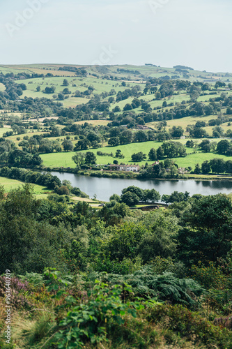 Teggs Nose, Ridgegate Reservoir, Trentabank Reservoir Circular, Peak District National Park, England, UK