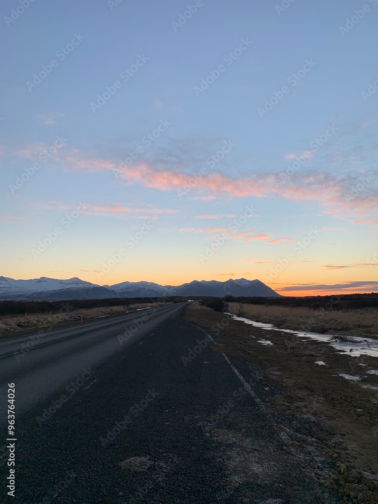 Fototapeta premium sunset in the mountains