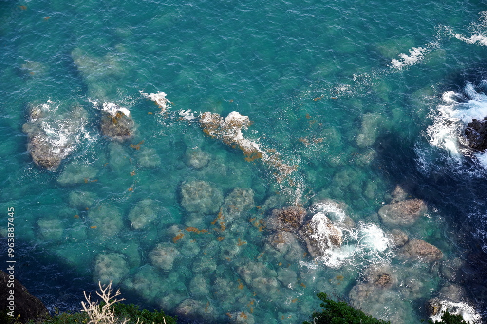 Obraz premium エメラルドグリーンの海