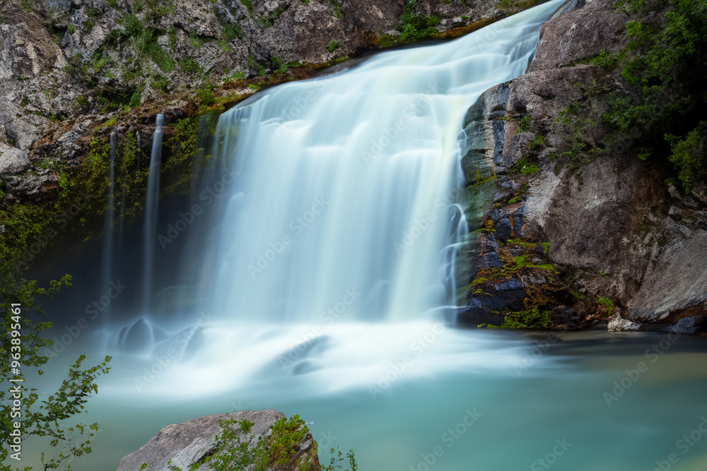 Obraz premium waterfall landscape view