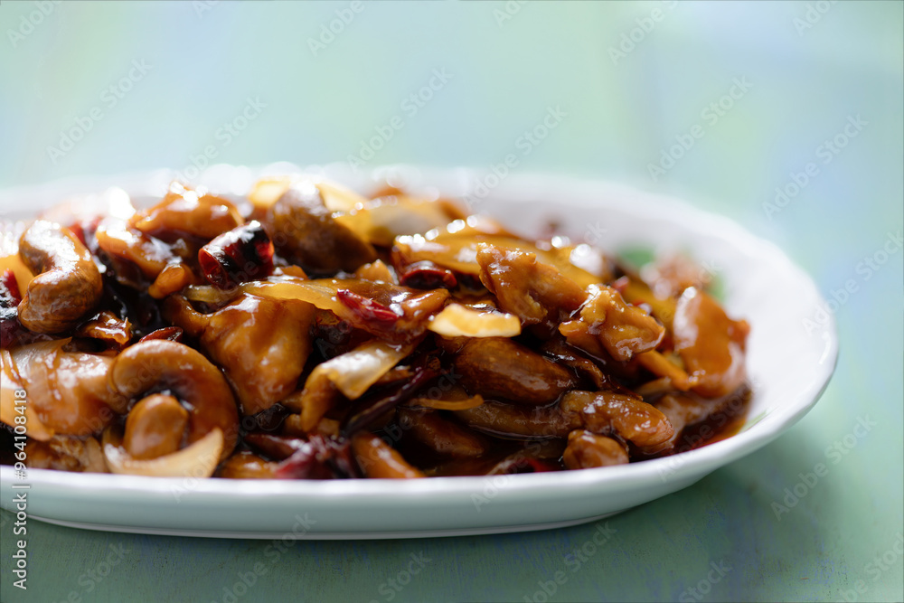 traditional chinese cuisine kung pao chicken