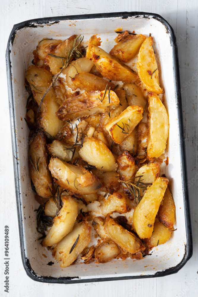 crispy roasted potato wedges