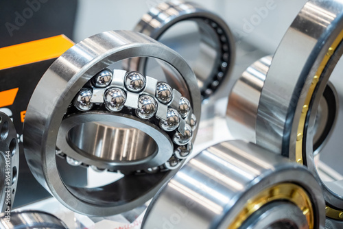 Industrial bearings of diff...