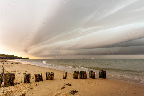 beach before the storm
