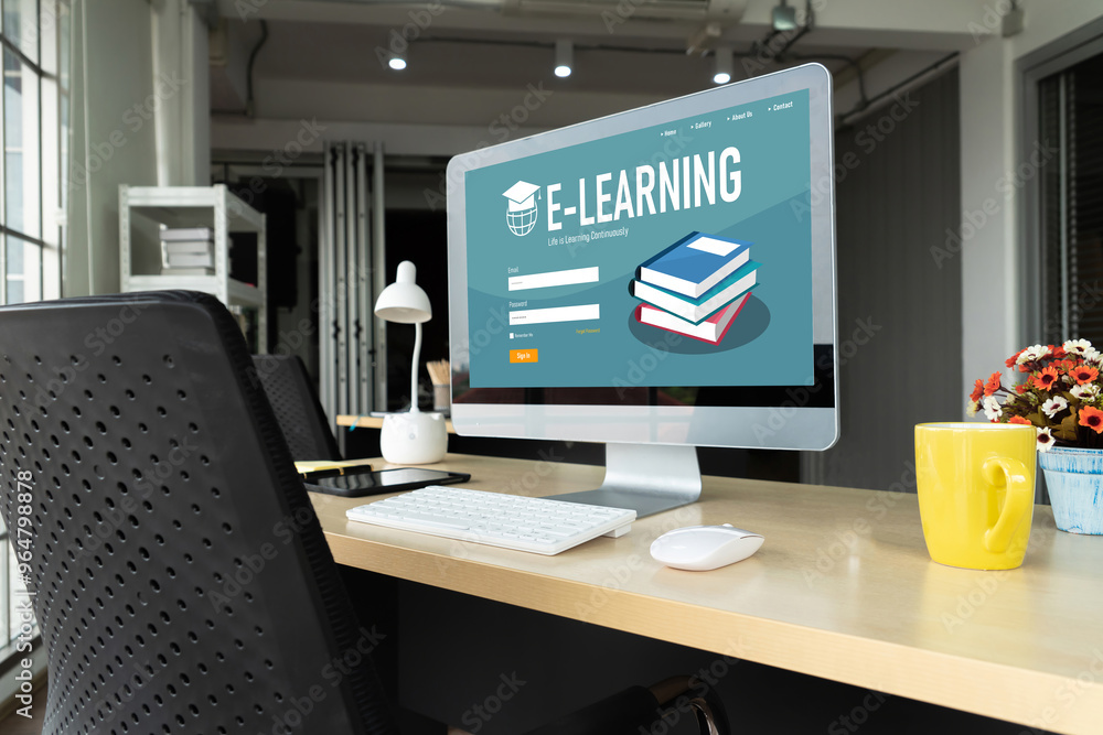 Naklejka premium E-learning website with modish sofware for student to study online on the internet network