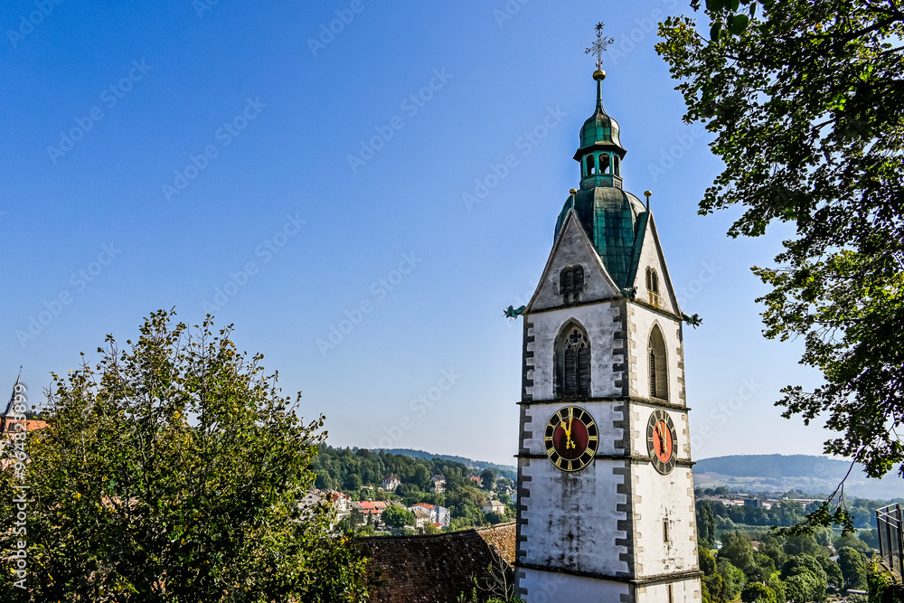 Laufenburg, Schlossberg, Kirche, St. Johann, Aussichtspunkt, Altstadt, Rhein, Rheinufer, Sommer, Schweiz Laufenburg, Schlossberg, Kirche, St. Johann, Aussichtspunkt, Altstadt, Rhein, Rheinufer, Sommer, Schweiz