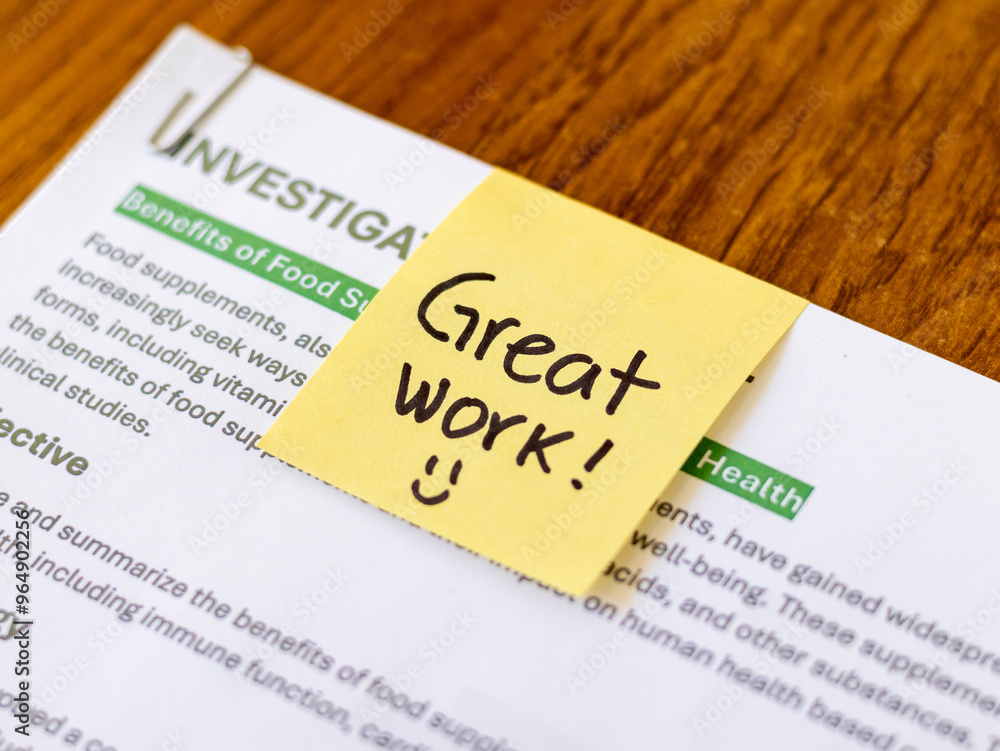 Fototapeta premium Great work concept written in a sticky note. Employee motivation