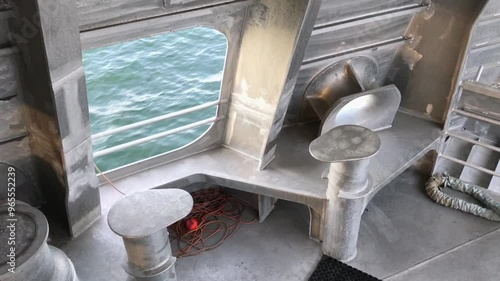 Speed of crossing seen through hole in catamaran