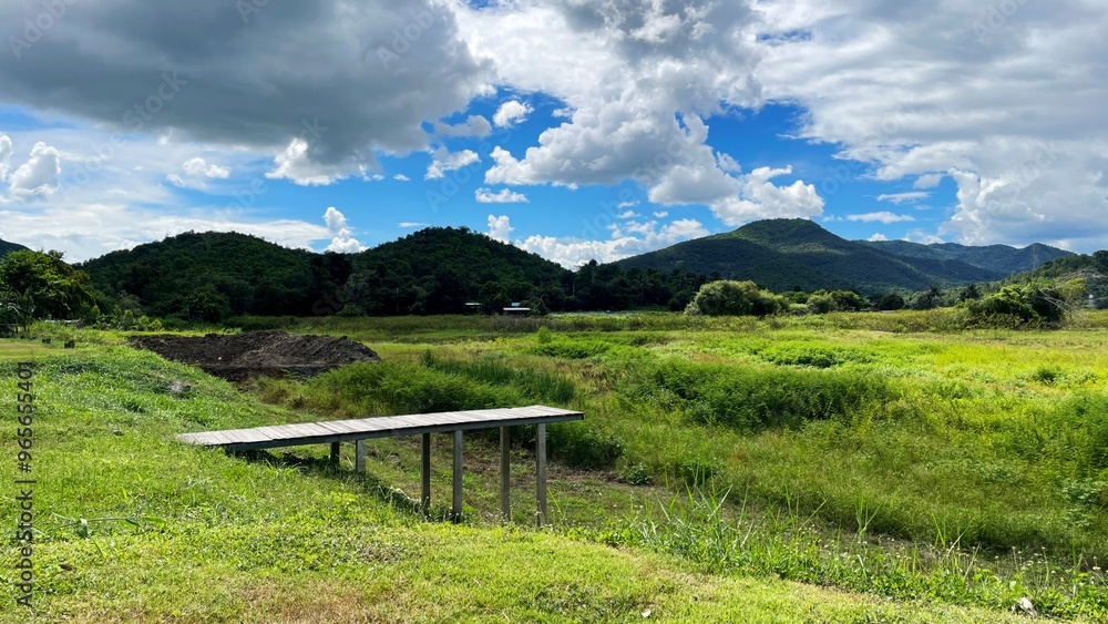 Vast nature, deep valleys and reservoirs, green natural scenery, suitable for relaxation. Vast nature, deep valleys and reservoirs, green natural scenery, suitable for relaxation.