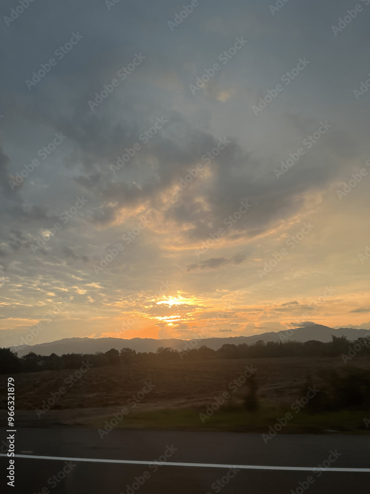 Obraz premium atardeceder