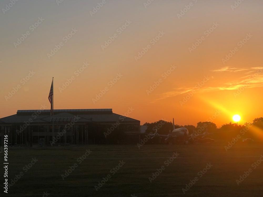 Naklejka premium No better view than Old Glory and a beautiful sunrise