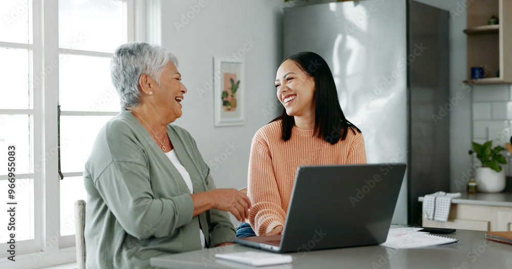 Obraz premium Home, mother and daughter with laptop for finance, track expenses and success for budget goals. Kitchen, senior mom and happy woman with tax review for retirement, insurance savings and mortgage