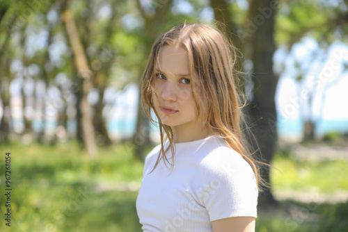 Obraz na płótnie Portrait of a young teenage girl w salonie