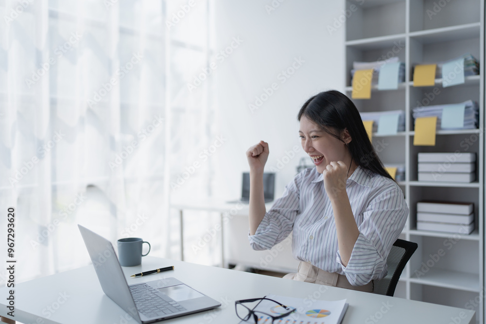 woman happiness plans for financial success by integrating budget and marketing strategies to optimize overall finance management woman happiness plans for financial success by integrating budget and marketing strategies to optimize overall finance management