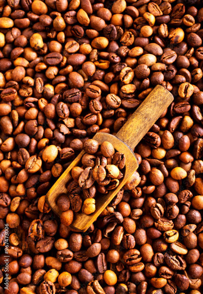 Fototapeta premium Coffee beans background. Coffee close up texture.