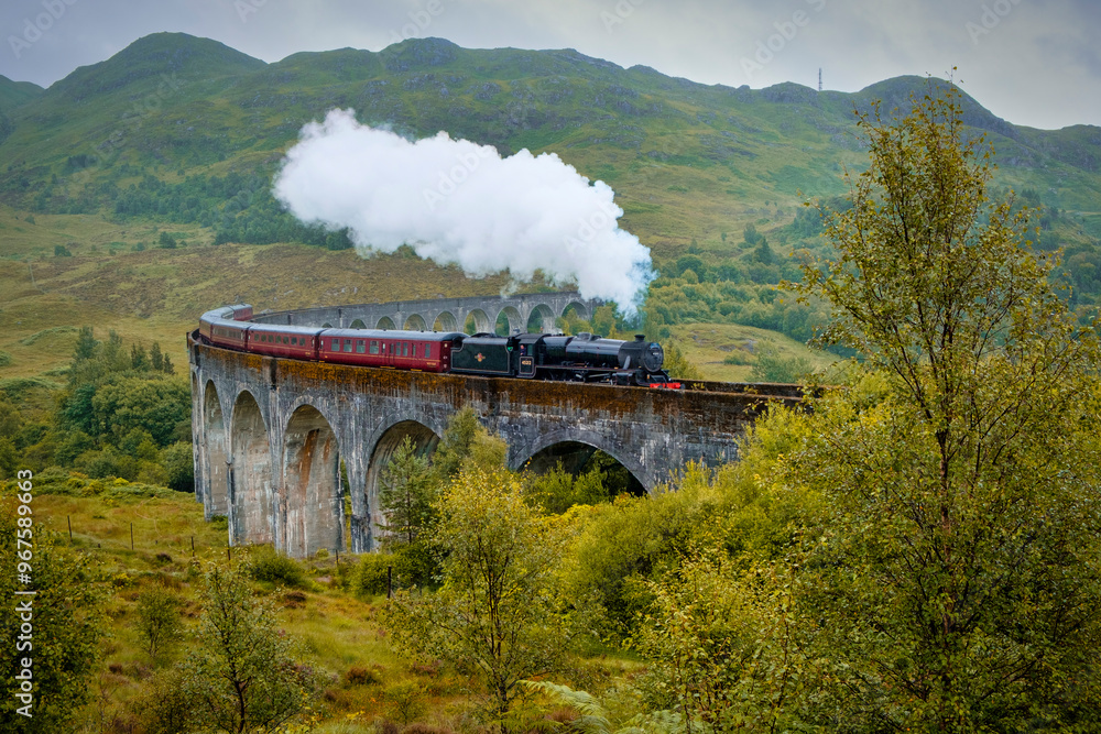 The Jacobite steam train, Glenfinnan Viaduct, Scotland