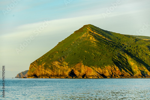 Ein fantastischer Sonnenuntergang an der Küste von North Devon bei Watermouth - Vereinigtes Königreich photo