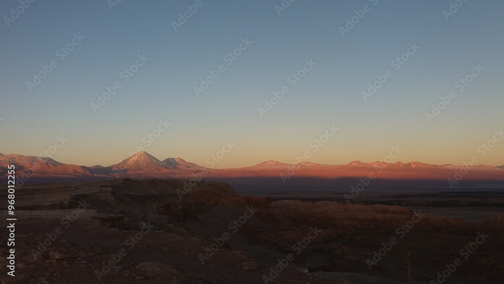 Obraz premium sunset over the mountains