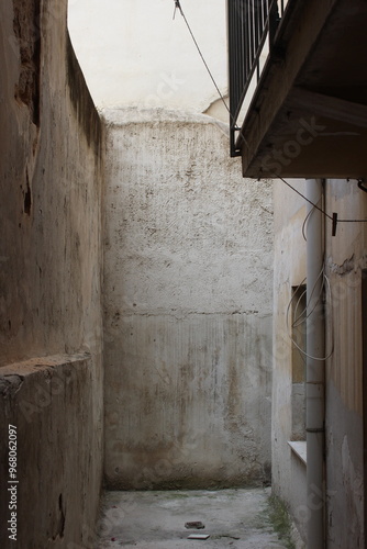 Empty alleyway 
