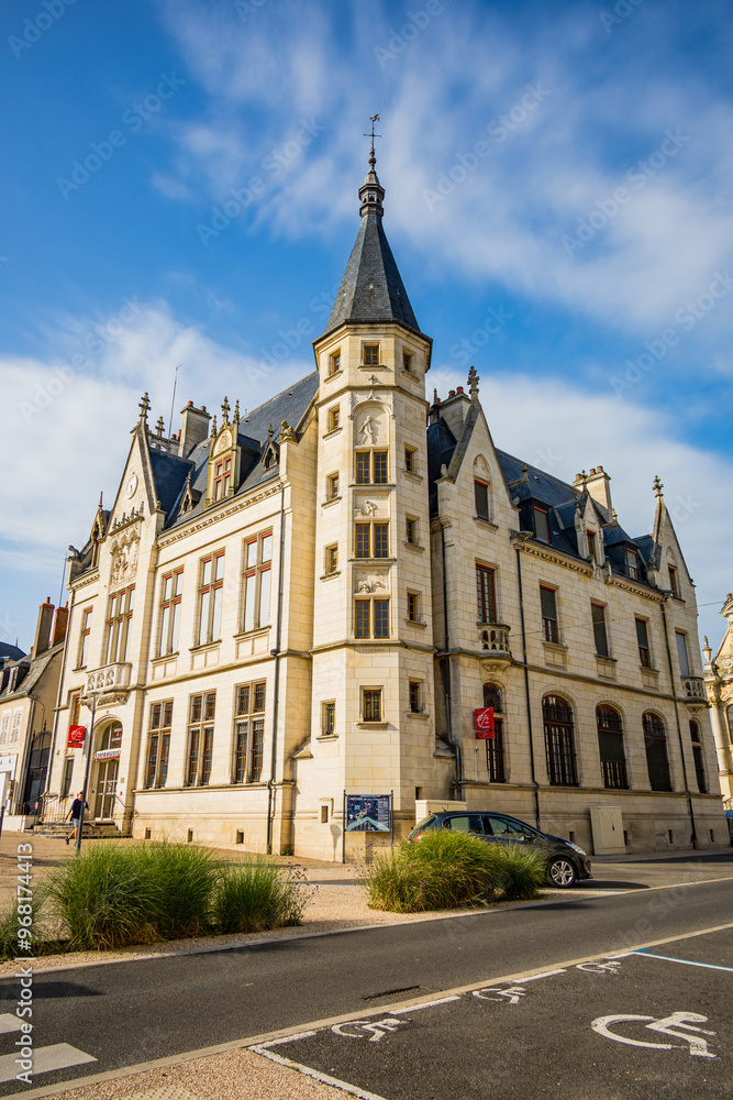 Obraz premium Dans les rues de la ville ville de Nevers
