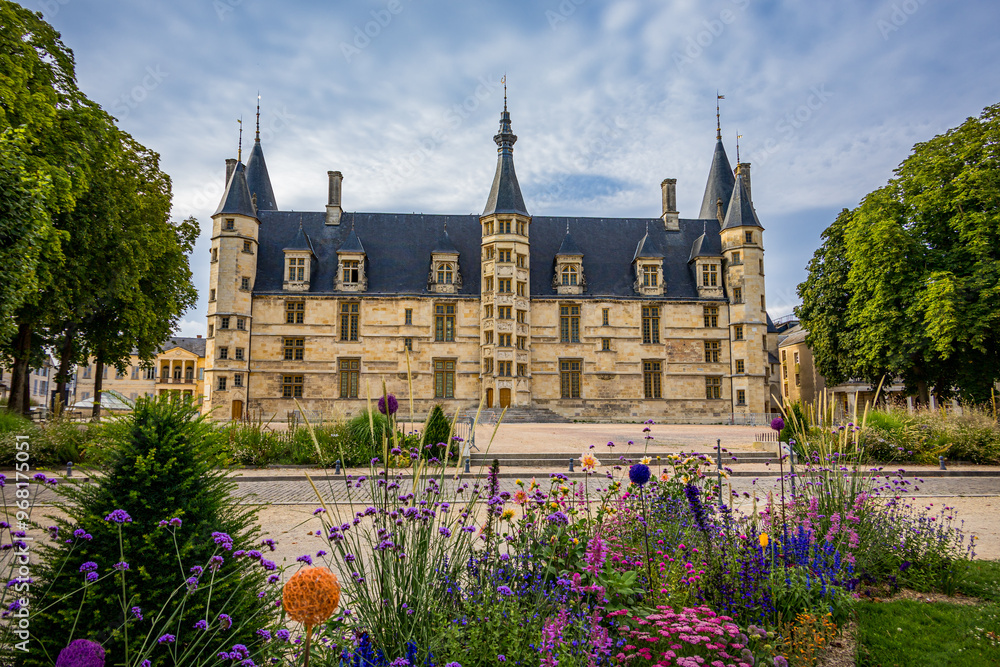 Fototapeta premium Le Palais Ducal de Nevers