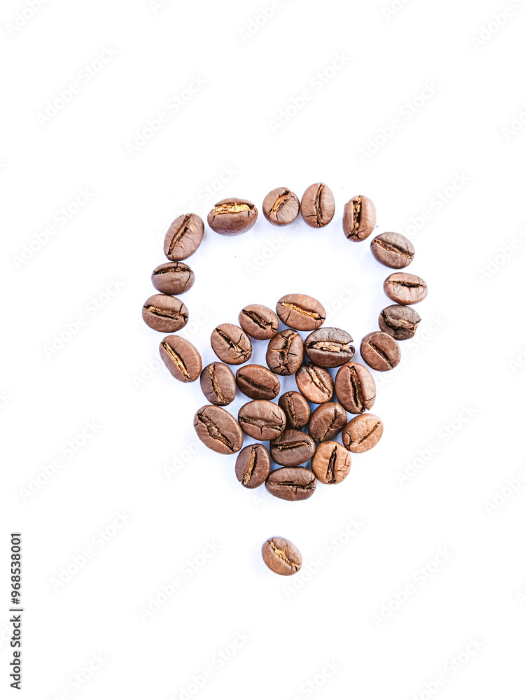 Naklejka premium Coffee bean isolated on white background