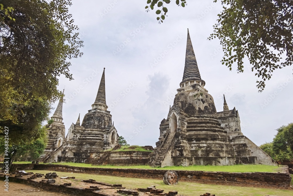 Fototapeta premium The pagoda in Wat Phra Si Sanphet in Ayutthaya, Thailand.
