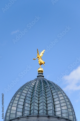 Kuppel der Kunstakademie, 