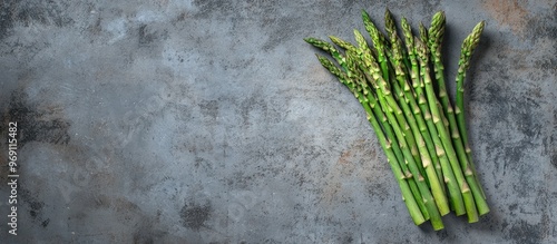 Fresh green raw asparagus o...