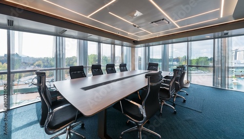 Salle de réunion contemporaine avec vue panoramique