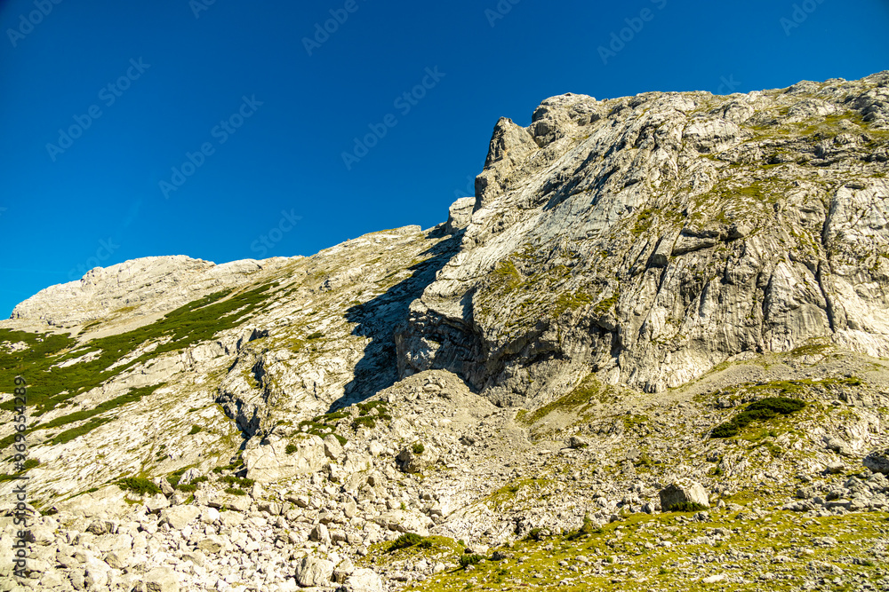 Eine wunderschöne Spätsommer Wanderung durch die Berchtesgadener Alpenlandschaft bis zum Blaueisgletscher - Berchtesgaden - Bayern - Deutschland Eine wunderschöne Spätsommer Wanderung durch die Berchtesgadener Alpenlandschaft bis zum Blaueisgletscher - Berchtesgaden - Bayern - Deutschland