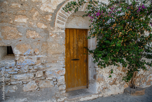 Obraz na płótnie The old village of Mesta is one of the main Mastihochoria villages on the Greek island of Chios. Stone houses, streets and villages of Chios . w salonie