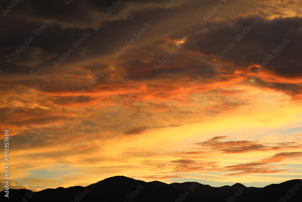 Obraz premium Sunset in the mountains